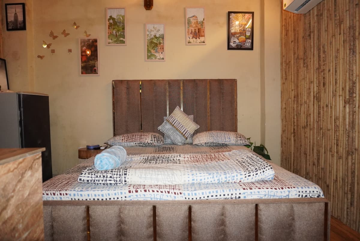 Bamboocabin#Affordable#cosy#Terraceview#Qutubminar